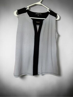 Jones New York Black and White Sleeveless Geometric Camisole